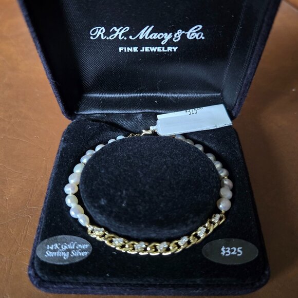 R H Macy & Co Pearl Bracelet 14K Gold over Sterling Silver NWT - Picture 1 of 4